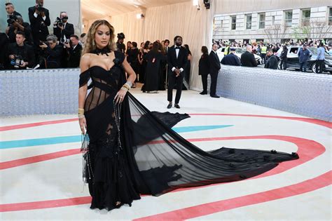 Met Gala Celebs Risk Major Wardrobe Malfunctions In Daring Naked Dress