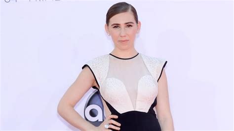 Zosia Mamet Reveals Her Struggles With An Eating Disorder