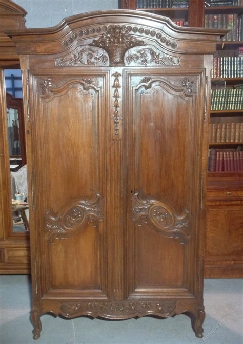 Carved Oak French Armoire - Antiques Atlas