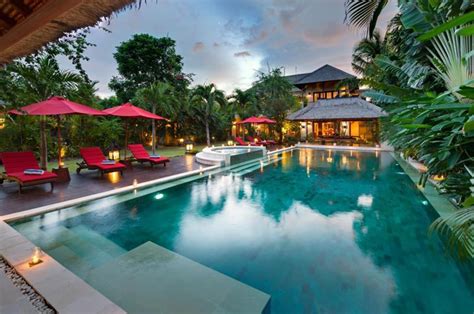Make your way to sanur beach for swimming, sunbathing from religious events to cultural festivals, you'll find plenty happening in bali. Large villas in Bali - perfect for larger groups and events.