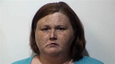 Hopkinsville Woman Charged With Burglary Whvo Fm