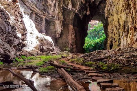 Gruta Do Janelão Parque Nacional Cavernas Do Peruaçu