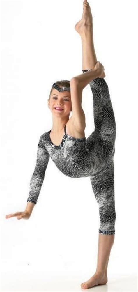 Brooke Hyland Dance Picture It Is Crazy How Flexible She Is Dance Moms Brooke Brooke