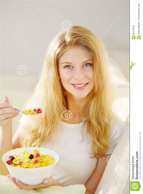 Girl Eating Corn Flakes Stock Image Image Of Girl Happy 82117575