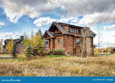 Log Cabin On An Idaho Lake Stock Photo 159378168