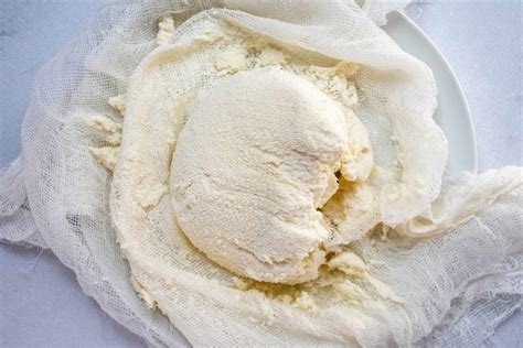 Homemade Queso Blanco Fresco Cheese Recipe