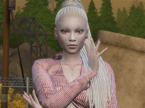 Sims 4 Albino Cc
