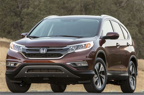 Not only does it come stocked with popular standard features that include. 2017 Honda CR-V - Overview - CarGurus