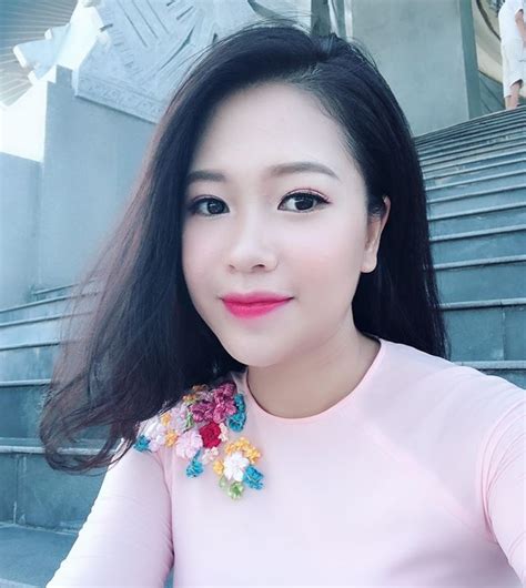 Hot Girl Đỗ Minh Anh Sinh Viên 5 Tốt Thành Phố Hà Nội Báo Dân Trí