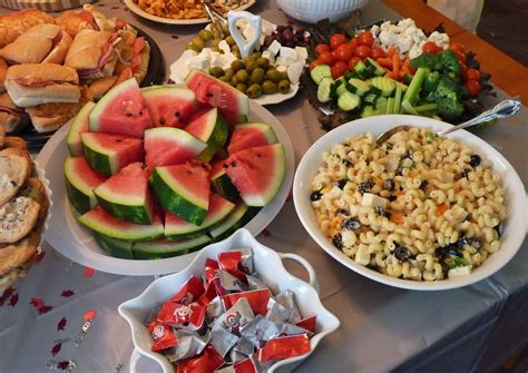 With four colleges, a state univ. college graduation party ideas food | http://www ...