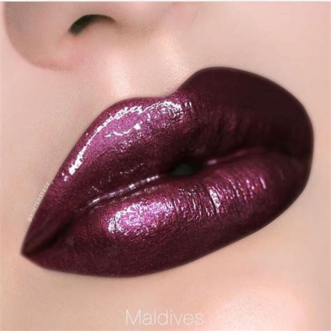 32 Fashionable Lipstick Makeup Ideas To Try Dark Purple Lips Lip
