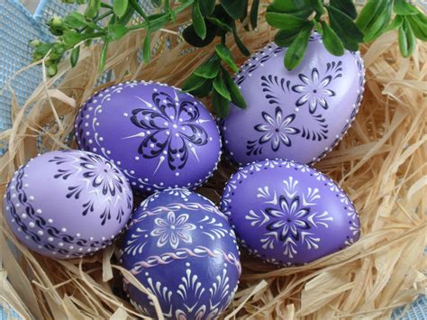 Set Of 5 Easter Eggs In Purple Decorated Chicken Eggs Etsy