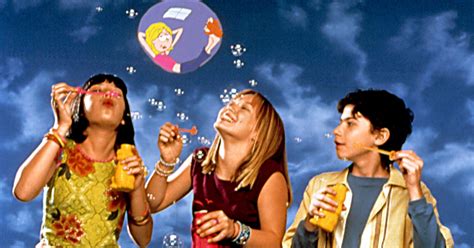 6 Questions We Have About The Lizzie Mcguire Reboot Popsugar