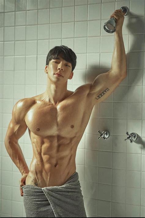 Naked Asian Muscle Men Porn Photo
