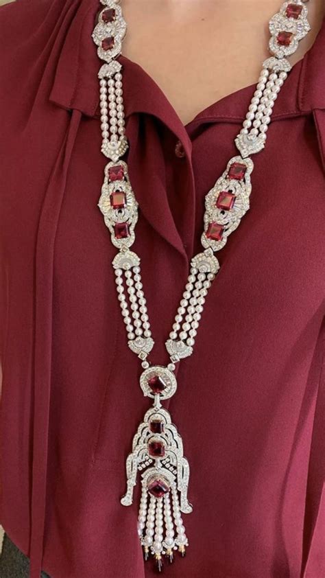 Pin De Manoj Kadel En Diamond Necklaces Colour Stone And Perls Jewellery