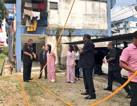 Balai polis bukit payong is situated nearby to kampung padang lebari. Hannah Yeoh on Twitter: "Lawatan ke Balai Polis Kepong ...