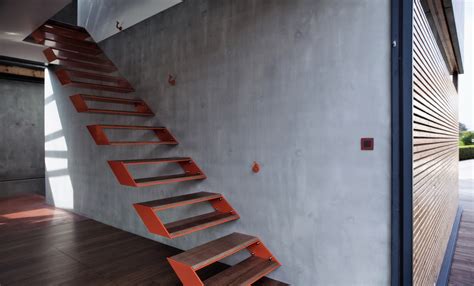 Modern Steel Staircase Design