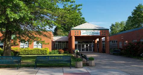 Loudoun Valley High School Virginia Usdaily Report