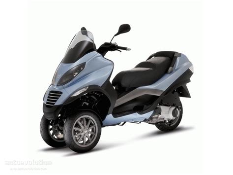 Piaggio mp3 lt 250 year : PIAGGIO MP3 250 specs - 2006, 2007 - autoevolution