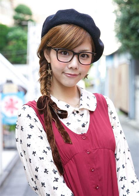 Cute Harajuku Girl With Black Glasses Japanese Women Harajuku Girls Beautiful Japanese Girl