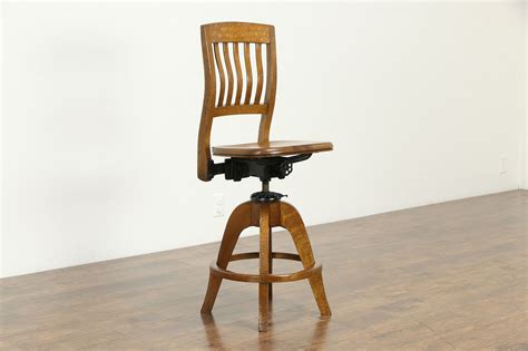 Oak Quarter Sawn Antique Swivel Drafting Stool Signed Milwaukee Chair