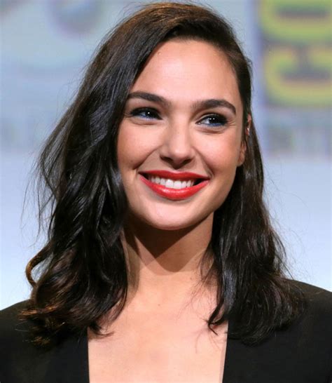 Gal Gadot Beautiful Smiling Portrait 8x10 Photo Moviemarket