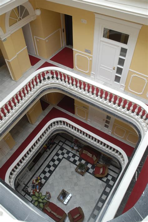 Únete gratis a catalonia rewards y consigue mínimo un 7% de descuento en tu reserva! Hotel Las Cortes de Cádiz, Cádiz, Spanien | HotelSearch.com