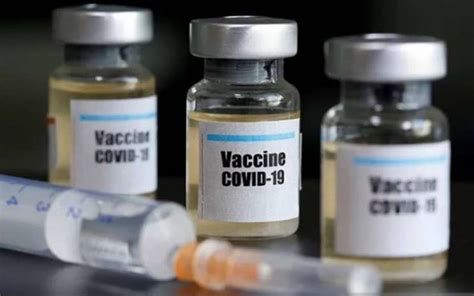 The result also showed lower levels of asymptomatic infection in the smaller dose group which 'means we might be able to halt the virus in its tracks,' according to professor andrew pollard, director of the oxford vaccine group. Sukarelawan Vaksin Covid-19 Oxford AstraZeneca Alami ...