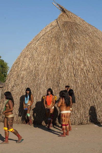 Parque Indígena do Xingu Etnia Kamayurá Etnia Kamayurá Parque