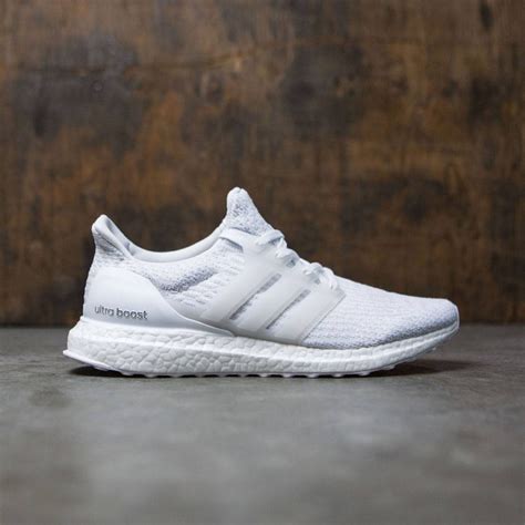 It is a very flexible shoe with the adidas ultra boost is one of the most comfortable and responsive shoes i have worn, and one of the sexiest too, but it came at a hefty price. Adidas Women Ultra Boost white footwear white crystal white