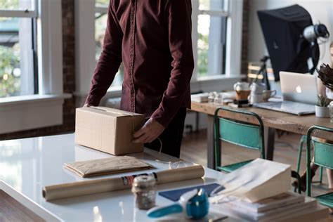 4 Essential Shipping Tips For Small Businesses Smallbizclub