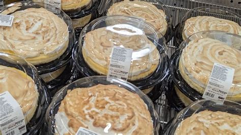 The Costco Cheesecake That May Be Its Best Dessert Yet