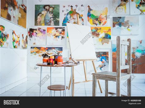 Blank Painting Canvas Image And Photo Free Trial Bigstock