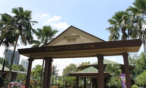 Historical records matching tun abdul razak hussein (2nd prime minister of malaysia). | Tun Abdul Razak Memorial