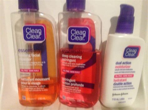 Clean And Clear Essentials Foaming Facial Cleanser Reviews In Face Wash