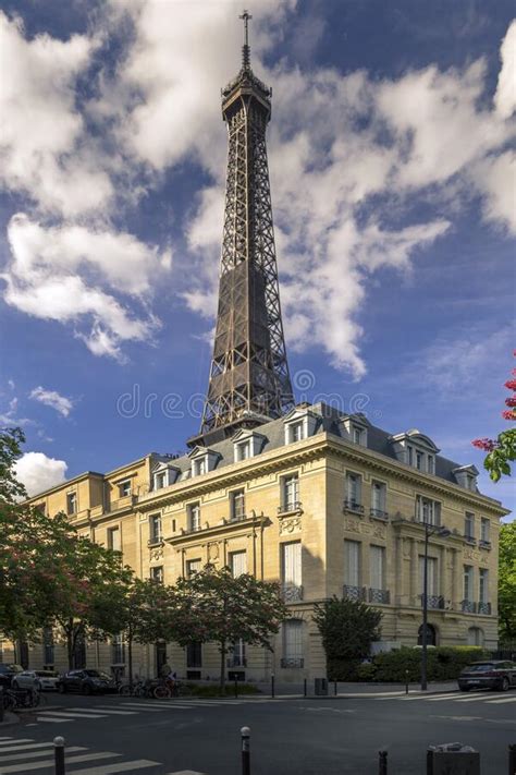 Cozy Street With View Of Eiffel Tower In Paris Eiffel Tower Is One Of