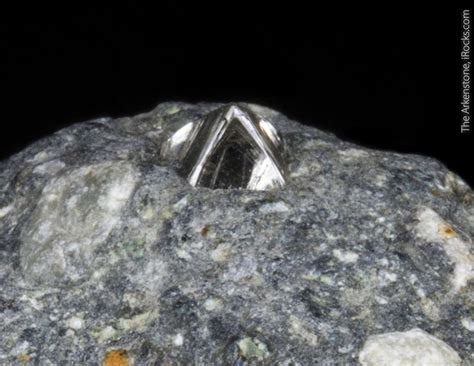 Diamond In Kimberlite Dia16 04 Udachnaya Pipe Russia Mineral Specimen