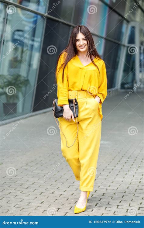 actualizar 74 imagen ropa de mujer amarilla abzlocal mx