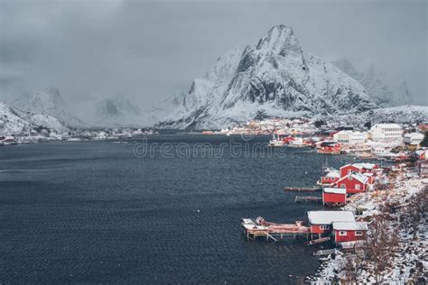 Reine Fishing Village Norway Stock Image Image Of Scandinavian