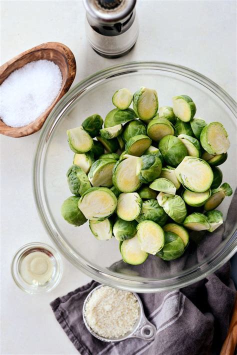 Mix brussels sprouts, garlic, olive oil, vinegar, garlic salt & pepper in a bowl until well combined. Crispy Air-Fryer Brussels Sprouts - Simply Scratch