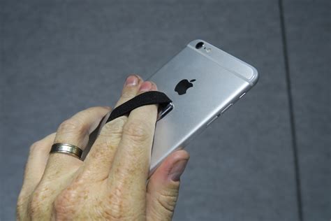 Add A Lovehandle To Your Smartphone Yep Keep A Tight Grip Eftm