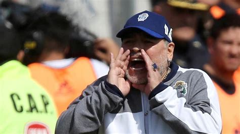 Diego Maradona Returns As Coach Of Argentinas Gimnasia Two Days After
