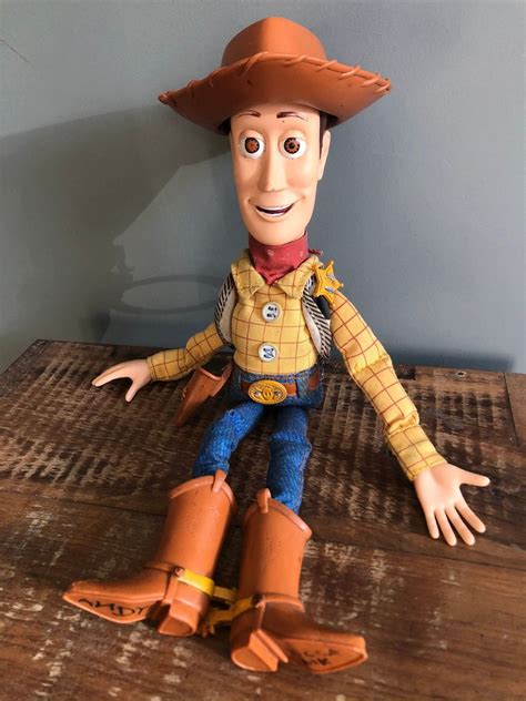 Boneco Woody Toy Story Brinquedo Oficial Usado 42445710 Enjoei