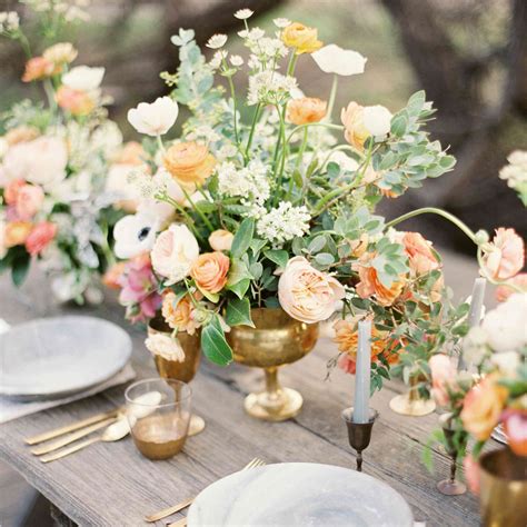 11 Spring Wedding Centerpieces Thatll Make You Swoon