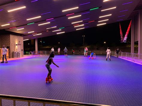 Outdoor Roller Rinks Are All The Rage Across The Us New York