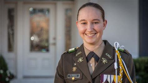 Female Commander A First For Texas Aandm Corps Of Cadets Cnn