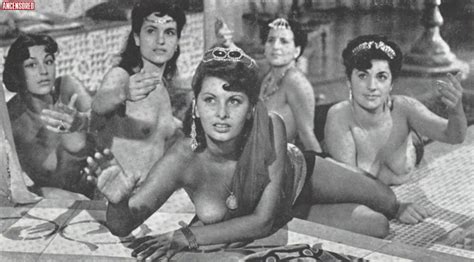 Sophia Loren Nuda 30 anni in Era lui sì sì