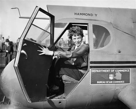 Amelia Earhart Didnt Die In A Plane Crash Investigators Say This Is