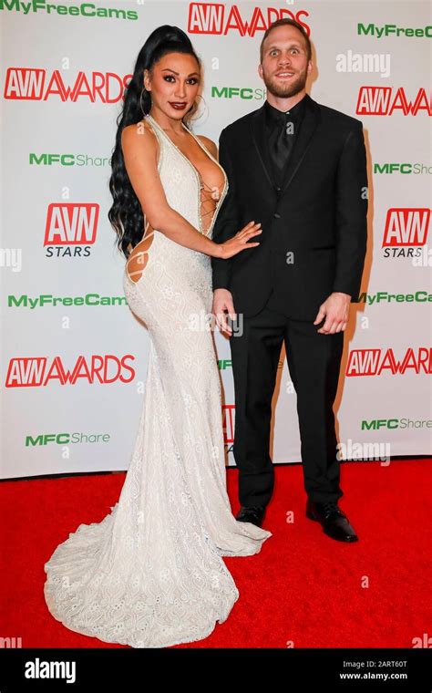 Jessy Dubai L And Guest Attend The Adult Video News Avn Awards