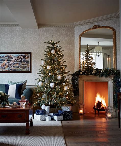 Classic Living Room With Fir Christmas Tree And Foliage Homes And Gardens